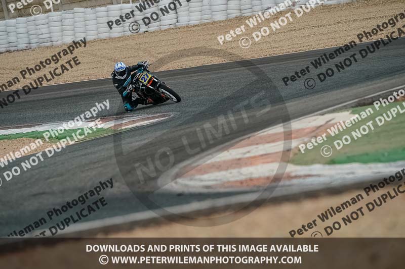 cadwell no limits trackday;cadwell park;cadwell park photographs;cadwell trackday photographs;enduro digital images;event digital images;eventdigitalimages;no limits trackdays;peter wileman photography;racing digital images;trackday digital images;trackday photos